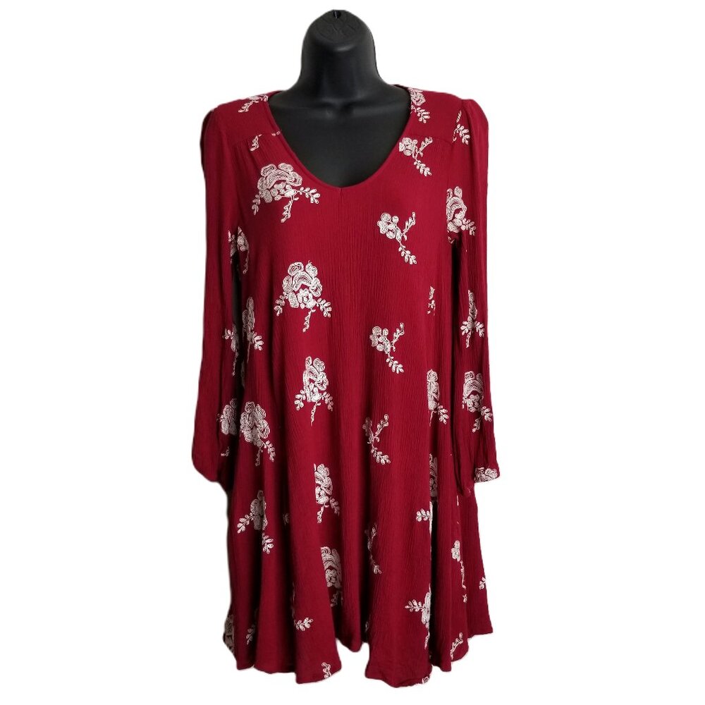 Altar’d State Red Embroidered Mini Dress Medium Boho Pockets Open Back Floral